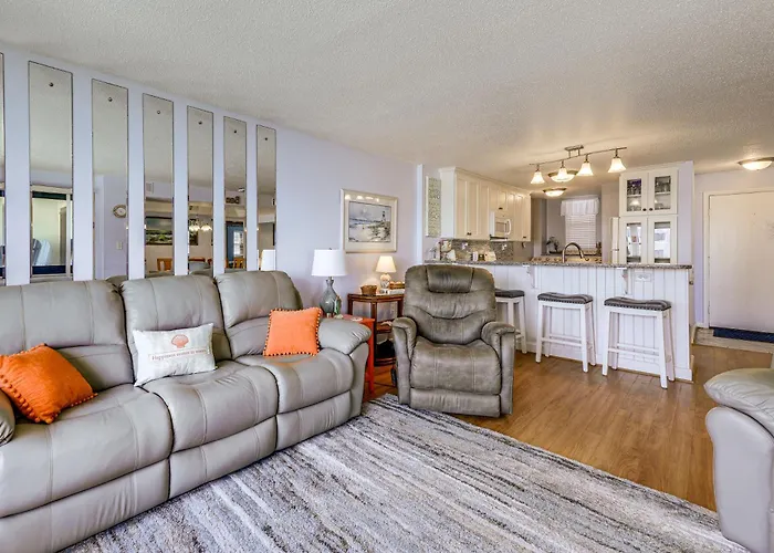 'The Lookout' Indian Beach Condo W/ Pool & Ocean